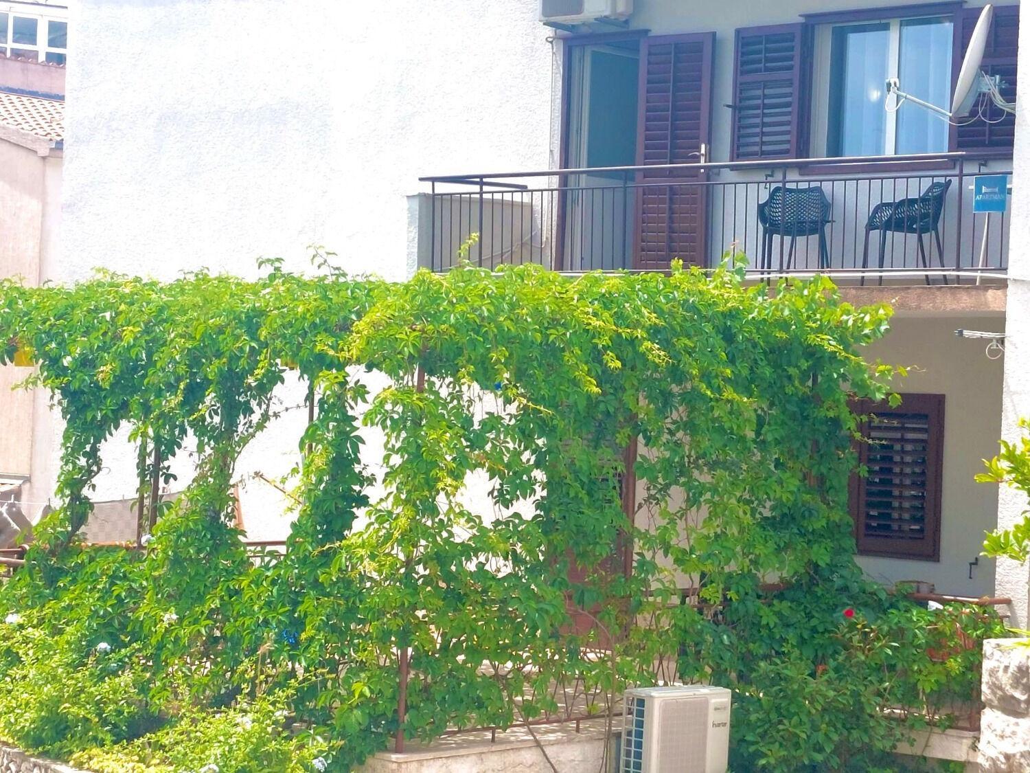 Apartment Fila - Large & Close To The Beach Makarska Exterior foto